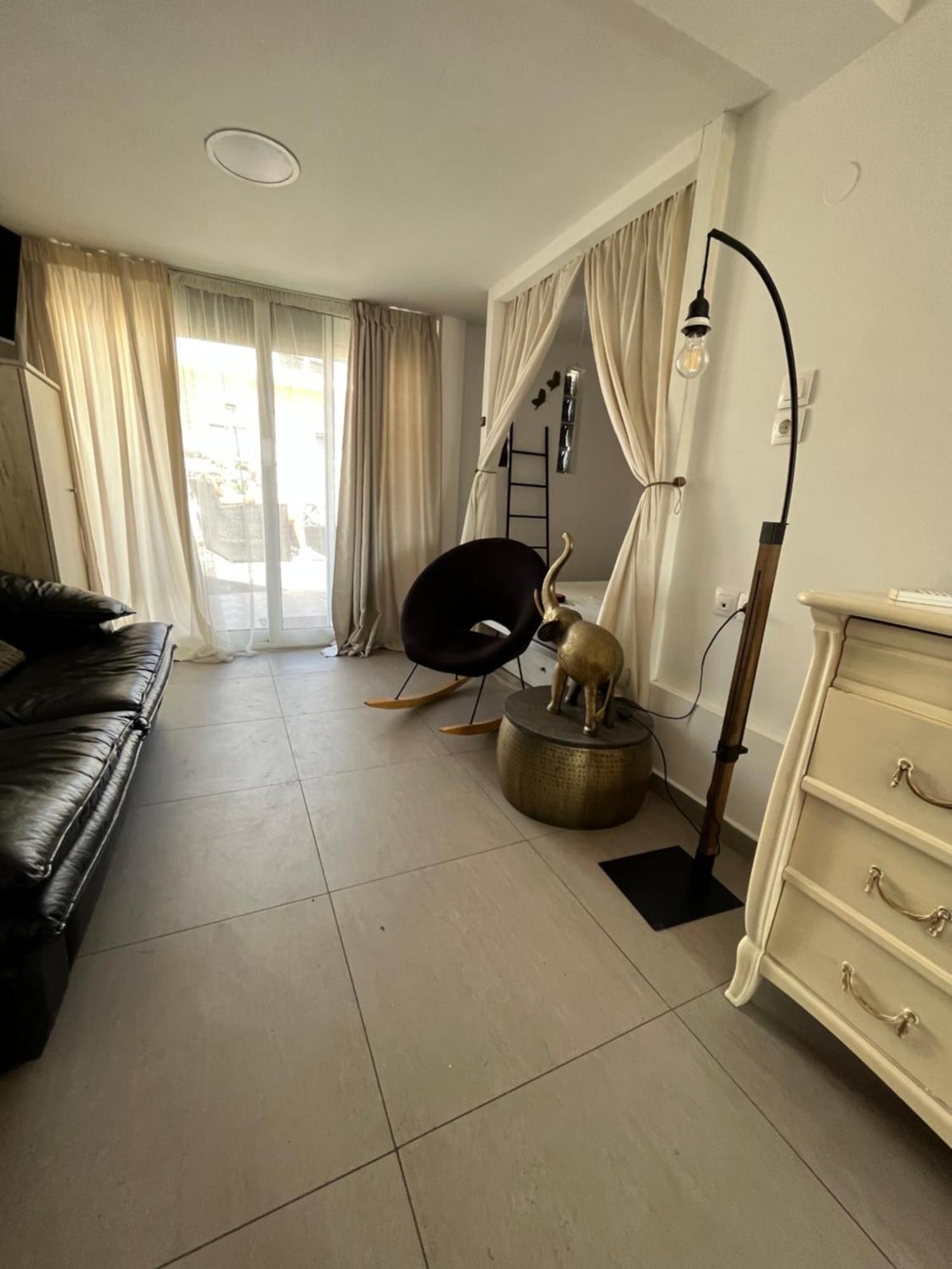 Papyrus City Centre Apartments Heraklion Exteriör bild