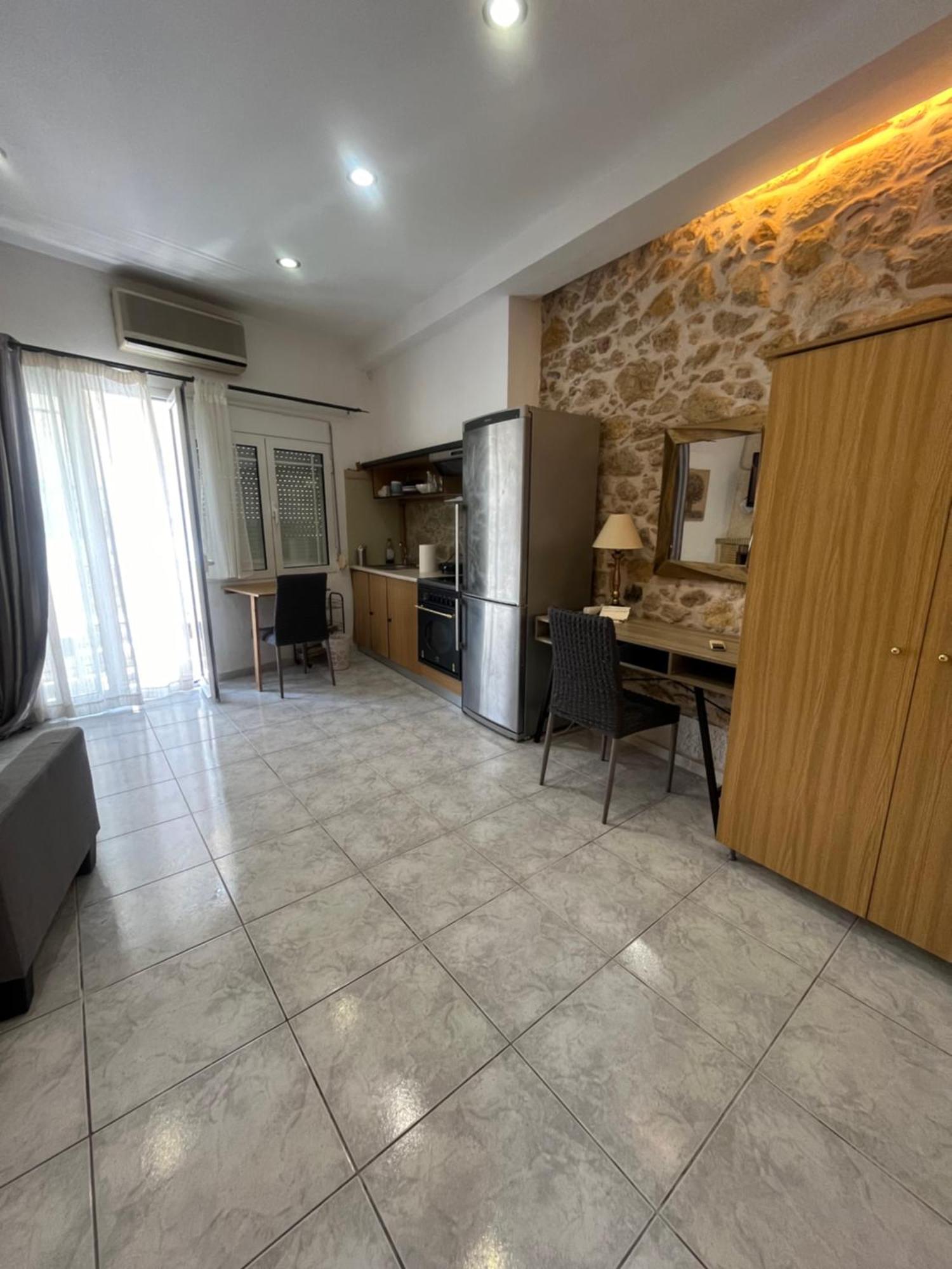 Papyrus City Centre Apartments Heraklion Exteriör bild