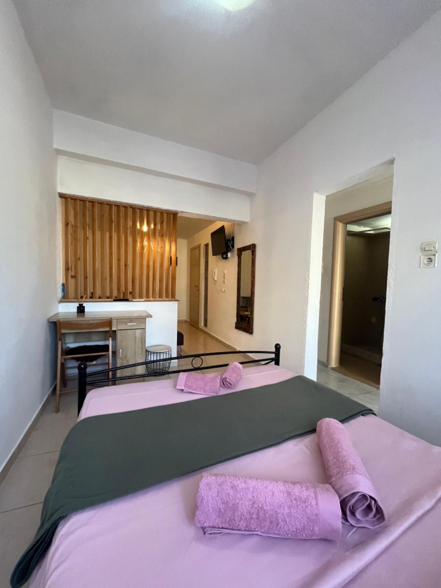 Papyrus City Centre Apartments Heraklion Exteriör bild
